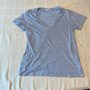 Blue v-neck t-shirt from forever 21 in size small Adult! Gently used!